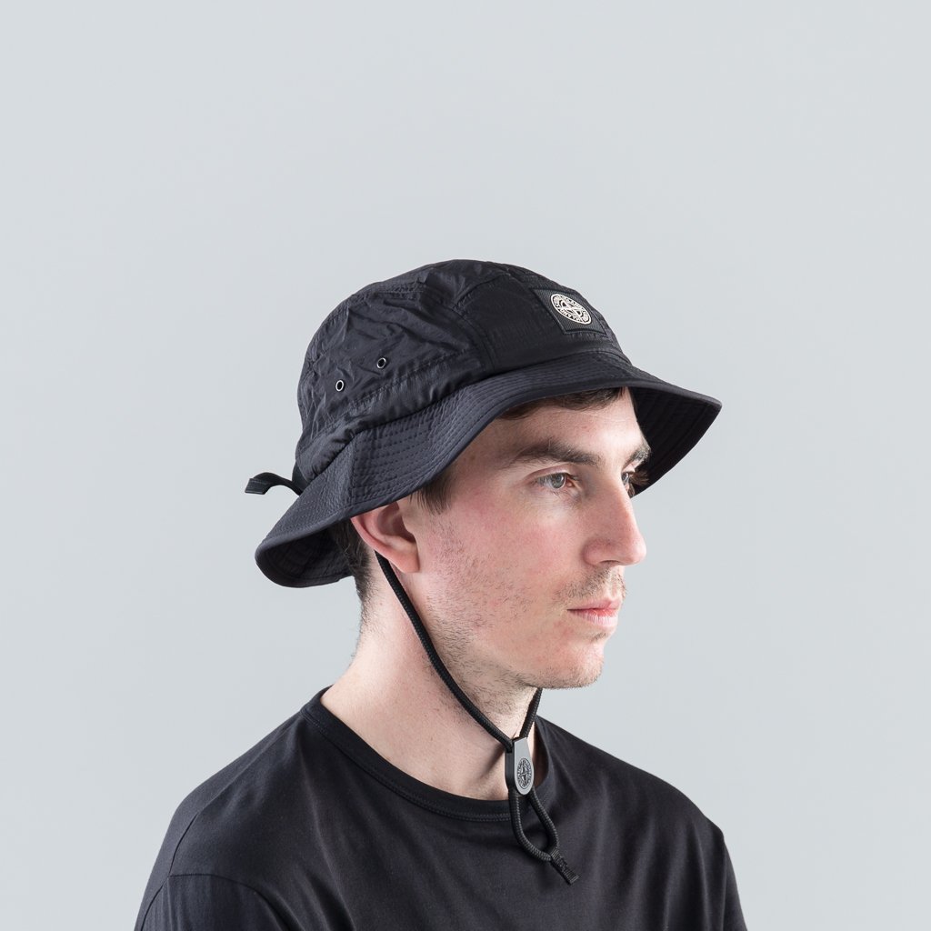 NYLON METAL BUCKET HAT - BLACK