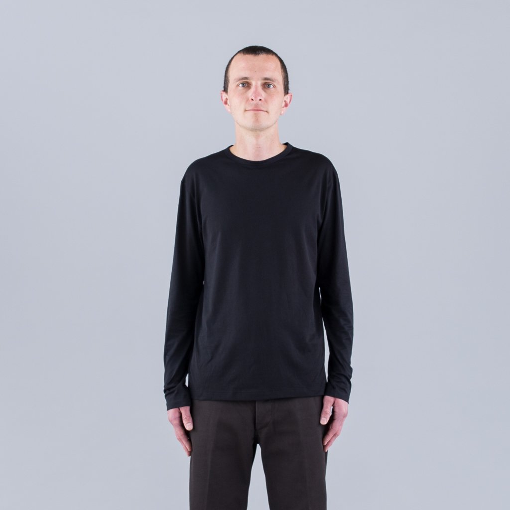 Q82 LONG SLEEVE CREW NECK - BLACK
