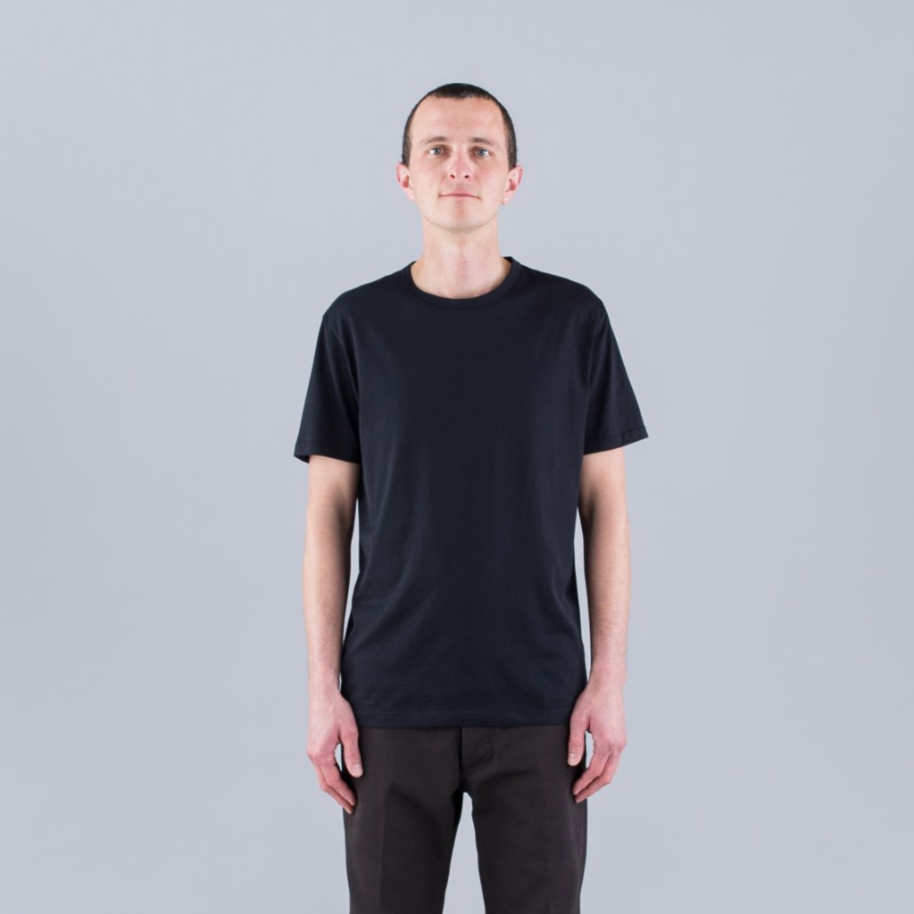 Q82 SHORT SLEEVE CREW NECK - BLACK